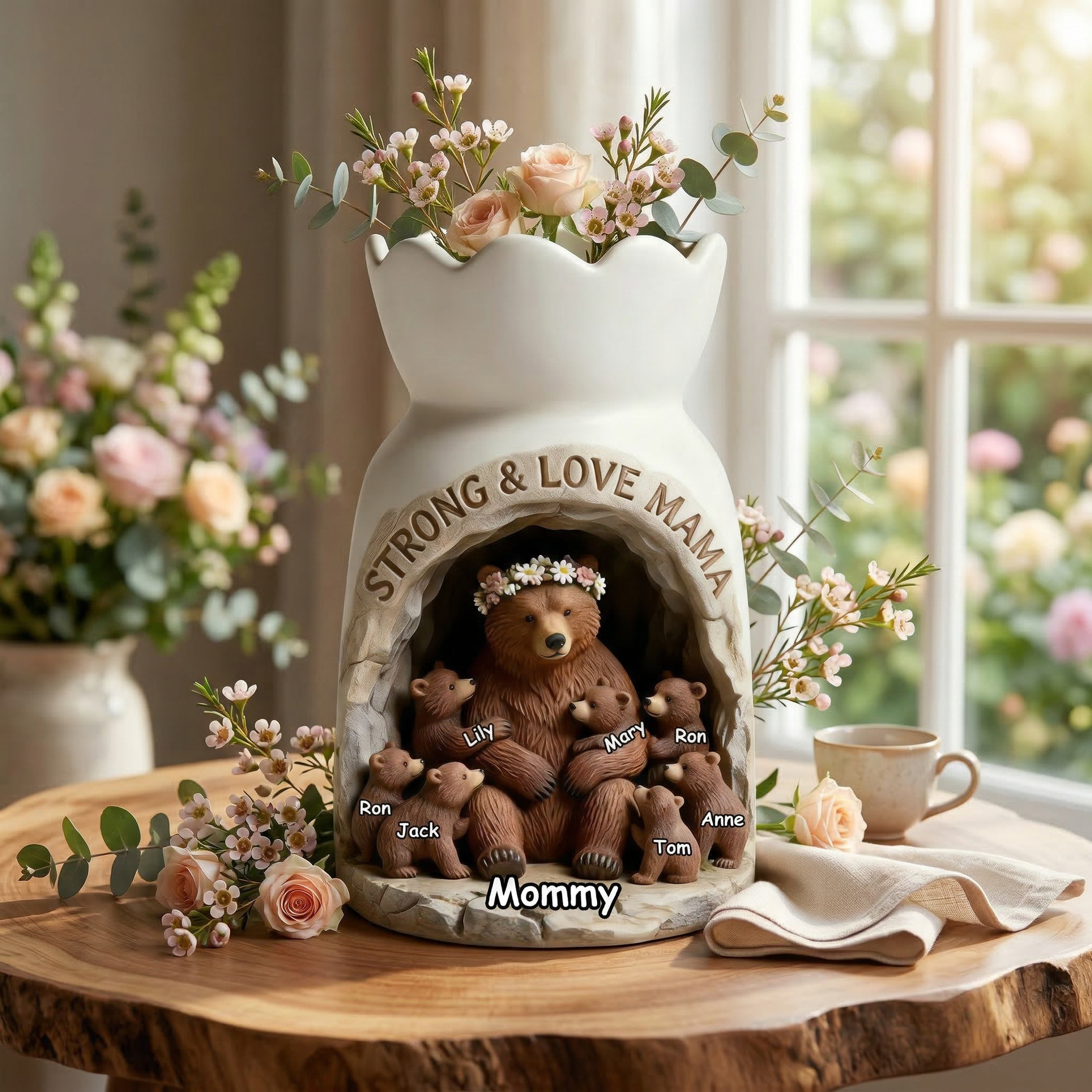 Personalized Mom Bear Flower Vase – Custom Mama Bear Vase with Kids Names, Family Gift for Mom, Mother’s Day Keepsake Vase