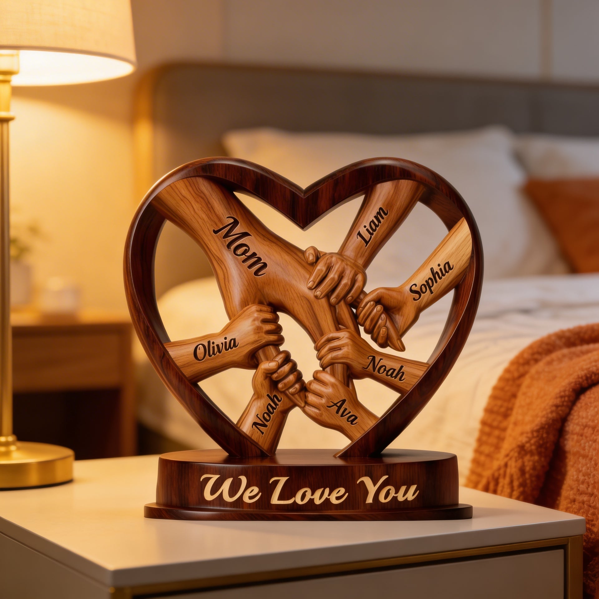We Love You Mom Plaque – Personalized Family Hands Heart Sign – Custom Name Gift