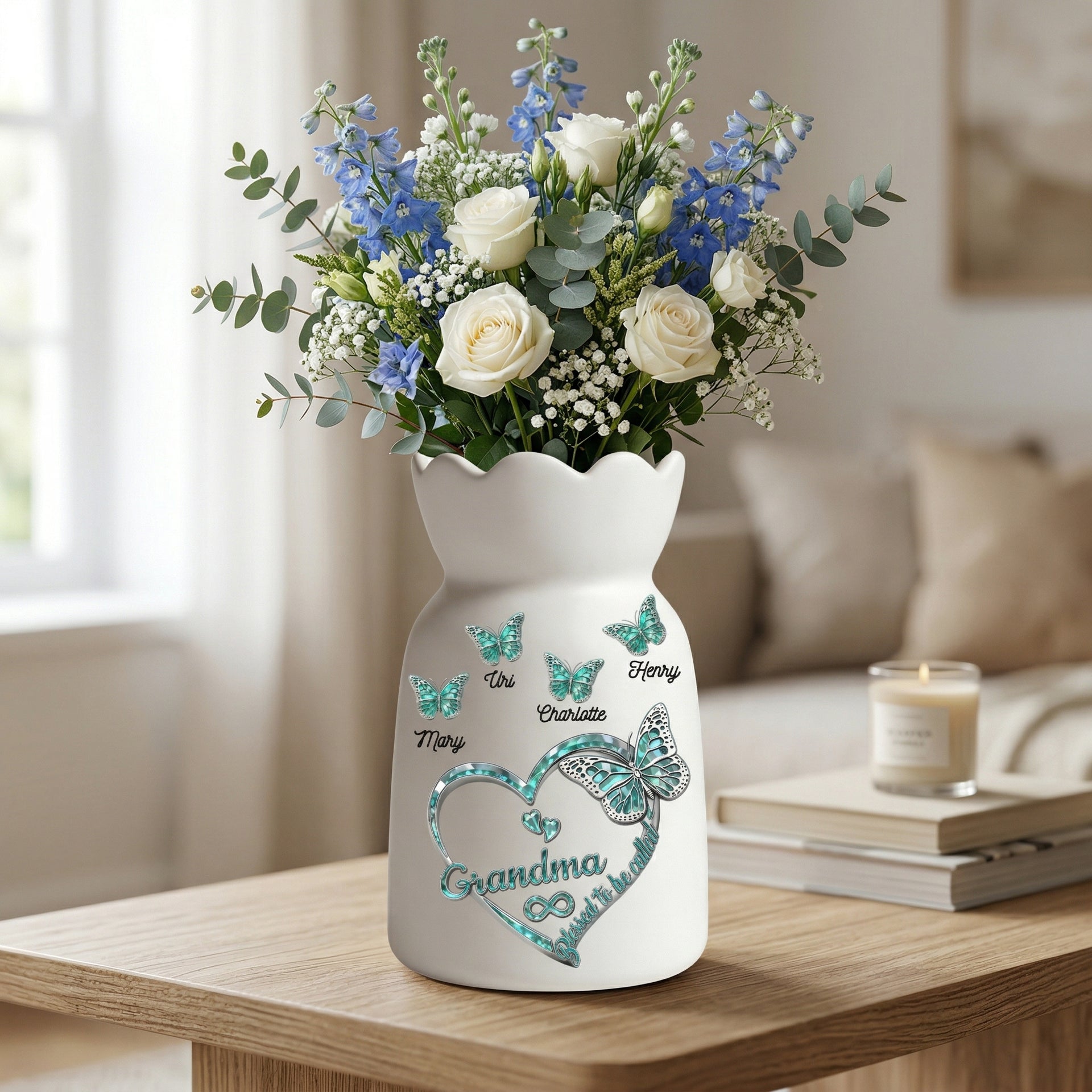 Personalized Flower Vase – Custom Name Butterfly Vase Gift for Mom, Grandma, Grandpa, Family Gift