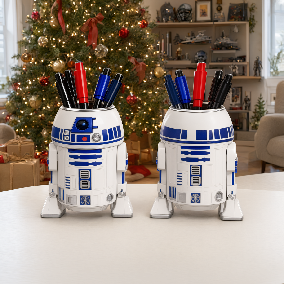 Custom Space Robot Pen Holder, Personalized Sci-Fi Desk Organizer, Gift for Space Fans and Collectors HN06102026