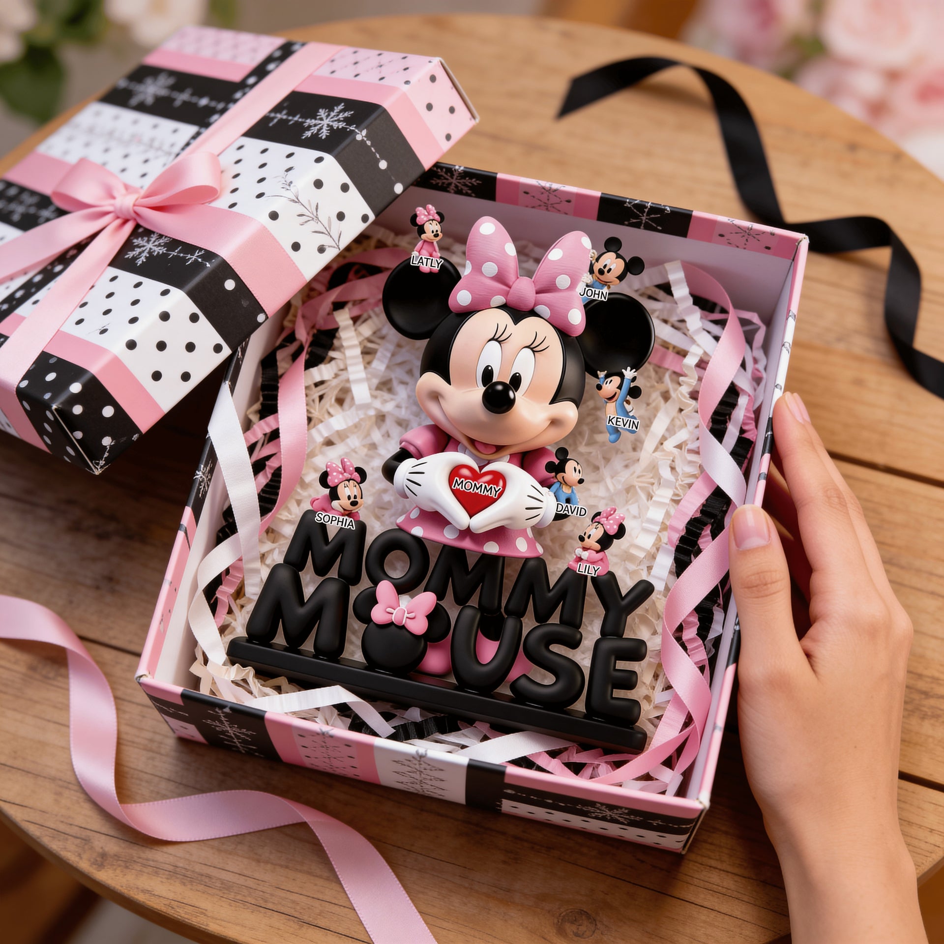 Custom Name Mommy Mouse Acrylic Plaque with Children – Cute Cartoon Family – Gift For Mom
